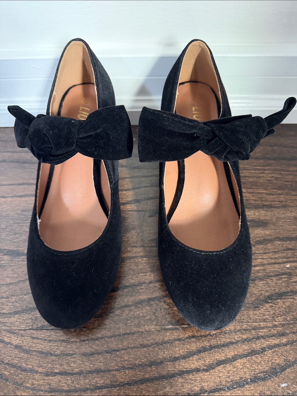7.5 Women's Mary Jane Kitten Heel | Bow Strap | Dress Shoes - Picture 3 of 6